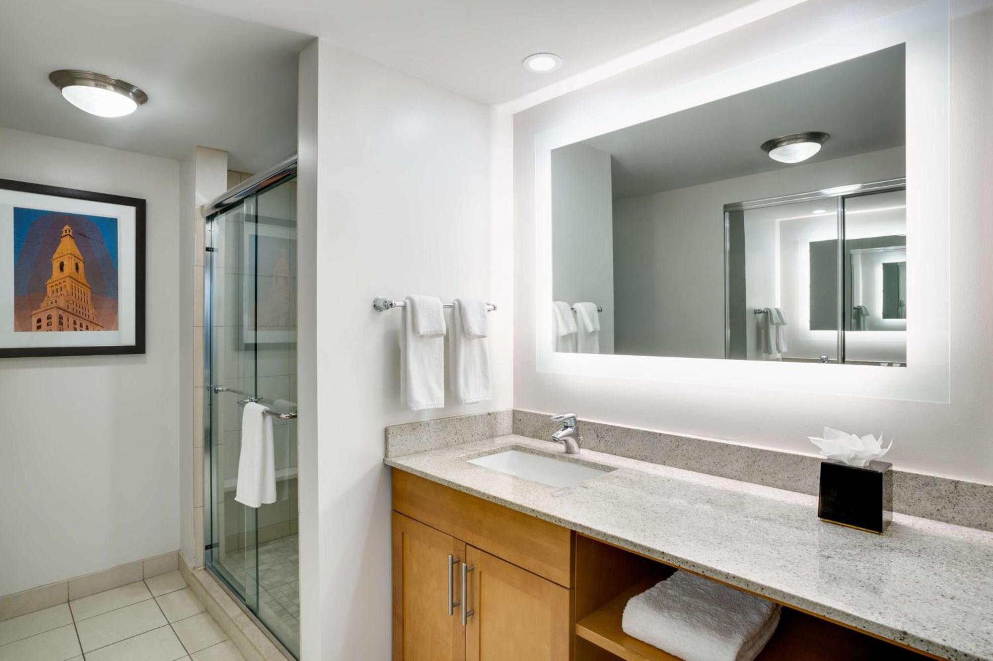 Отель Hyatt House Hartford North/Виндзор Экстерьер фото