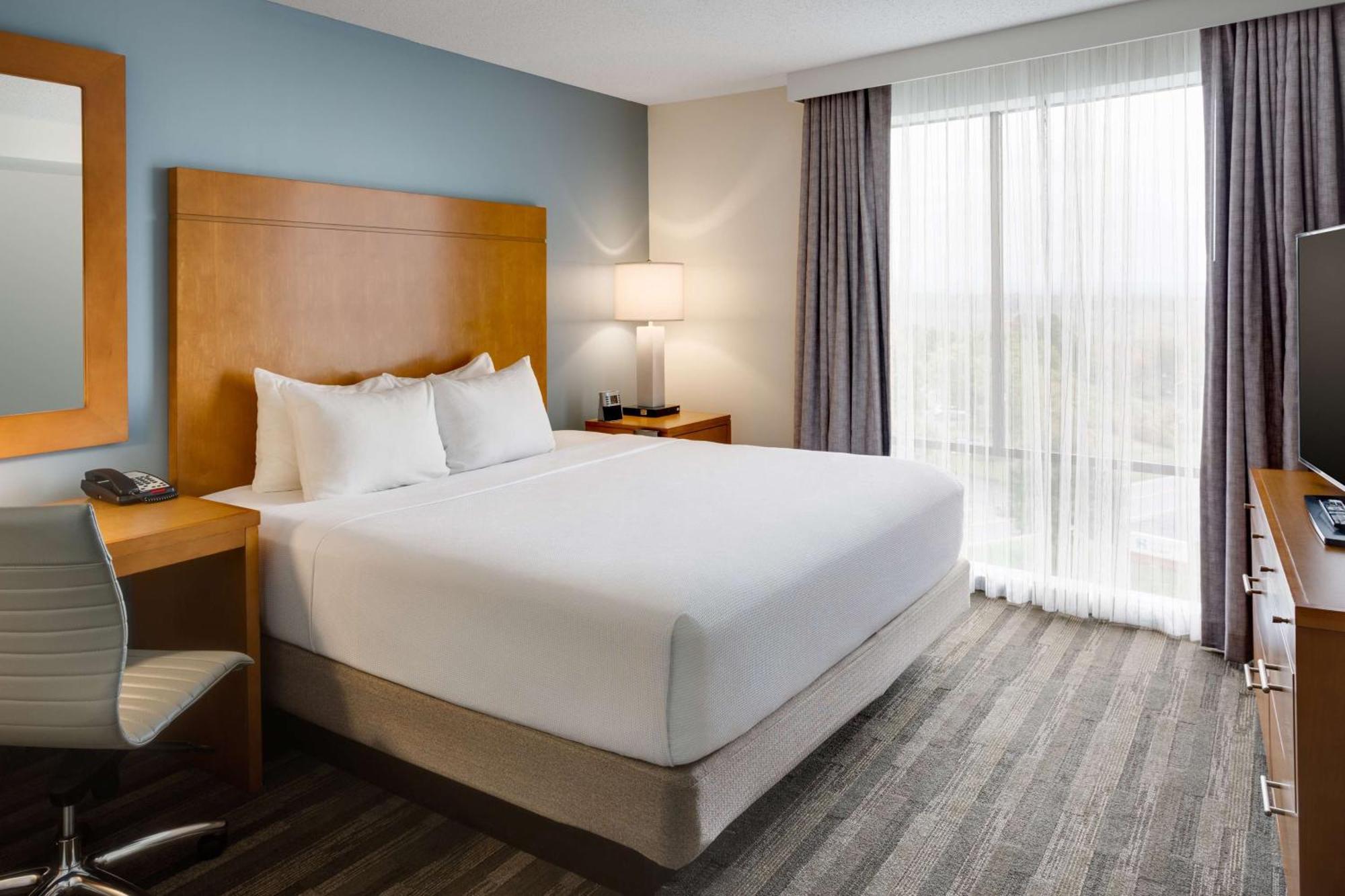 Отель Hyatt House Hartford North/Виндзор Экстерьер фото