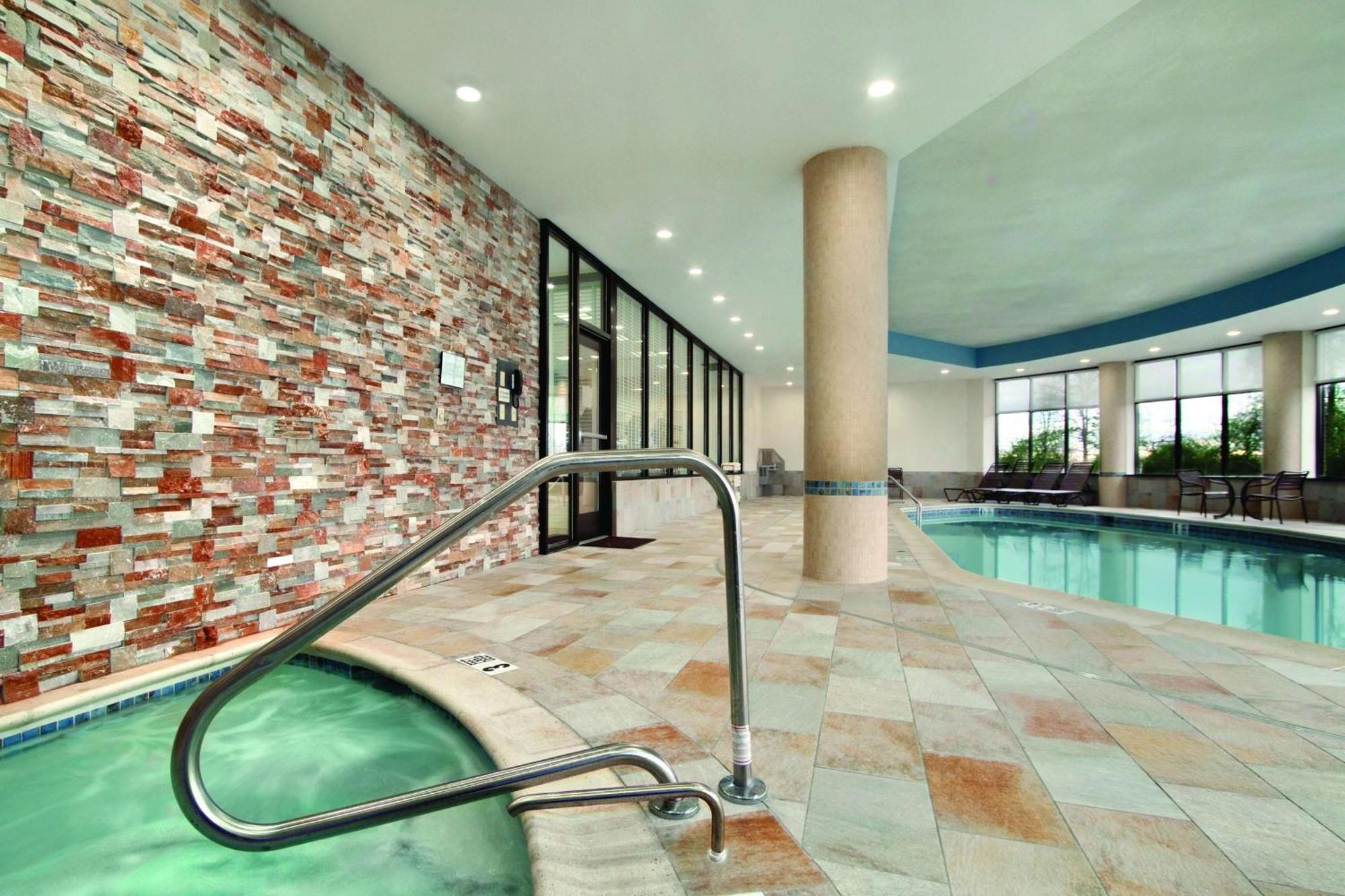 Отель Hyatt House Hartford North/Виндзор Экстерьер фото