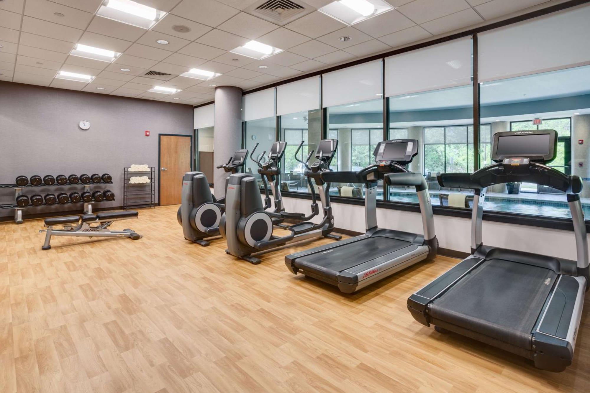 Отель Hyatt House Hartford North/Виндзор Экстерьер фото